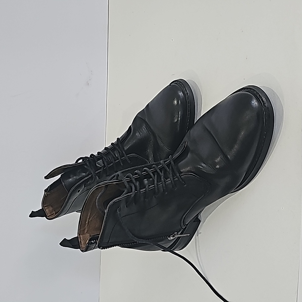 Aldo Men's lace-up Shoe boot size 9.5. Black leather slide zipper